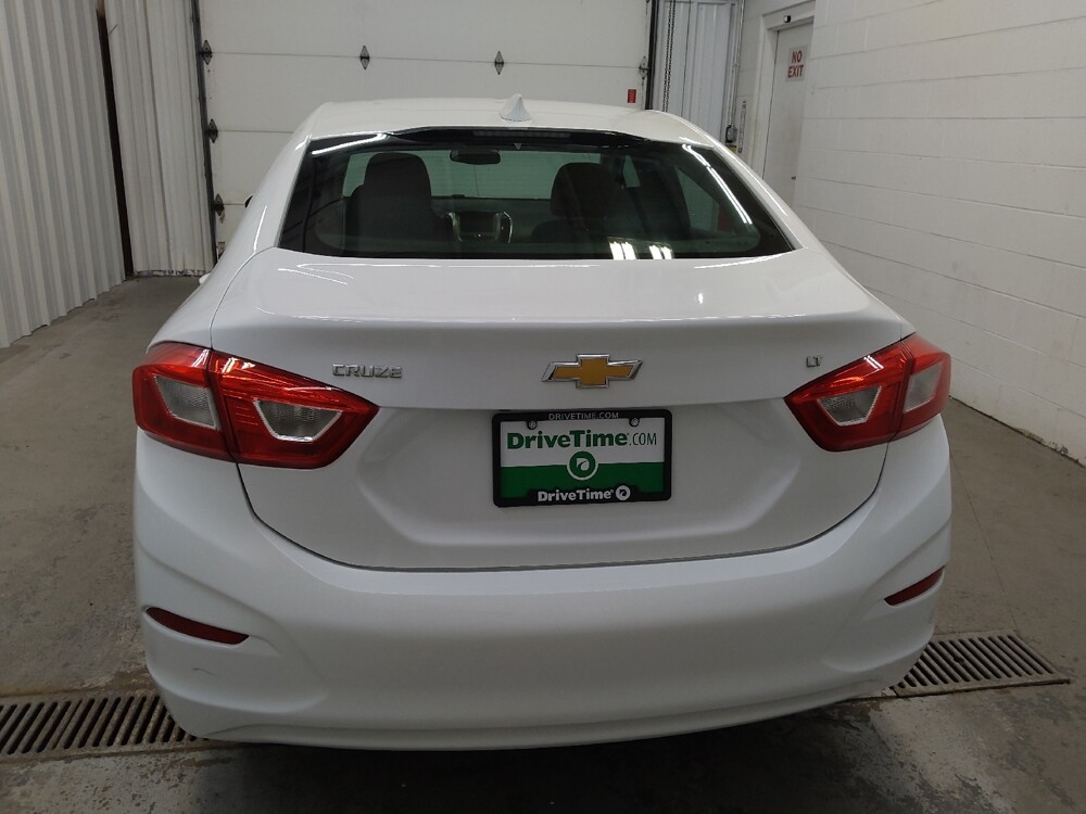 2017 Chevrolet Cruze in Fairfield, OH 45014 - 18138065 6