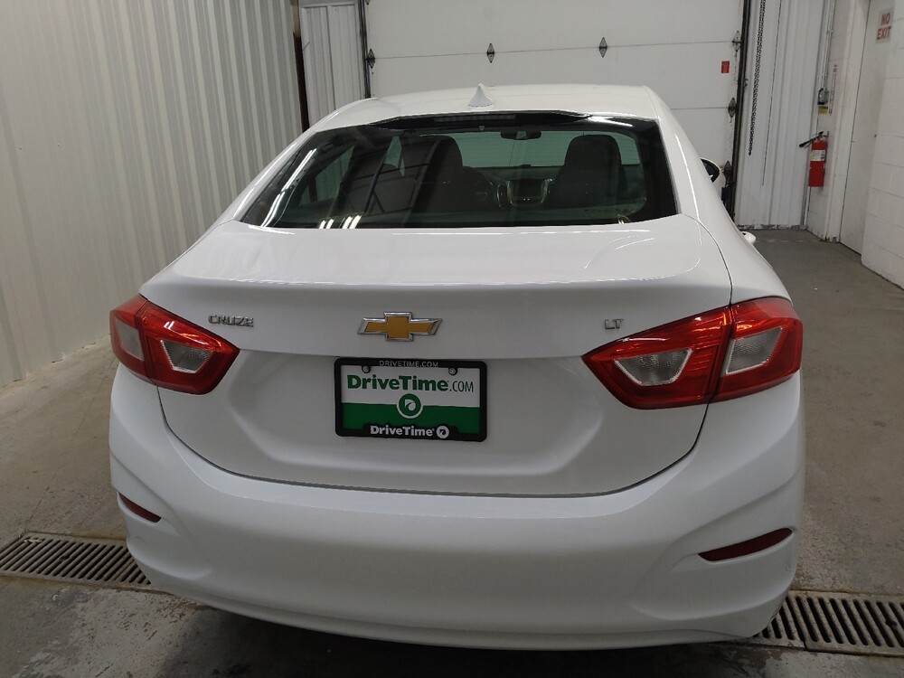 2017 Chevrolet Cruze in Fairfield, OH 45014 - 18138065 7