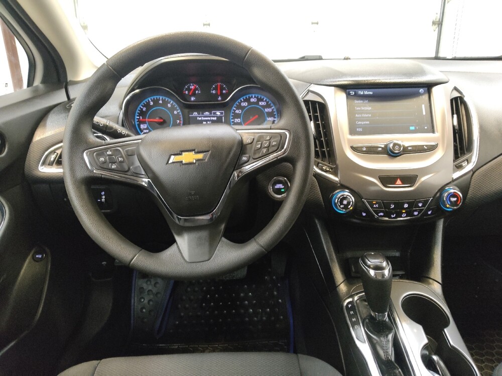 2017 Chevrolet Cruze in Fairfield, OH 45014 - 18138065 22
