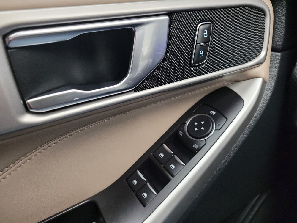 2021 Ford Explorer in Eastpointe, MI 48021 - 18138067 27