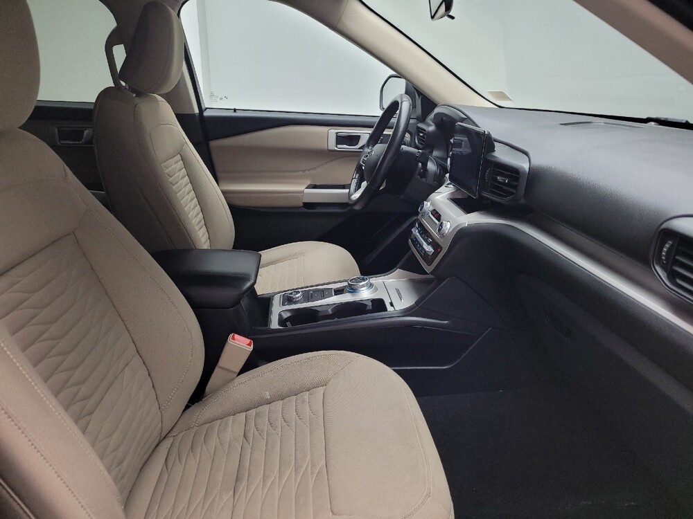 2021 Ford Explorer in Eastpointe, MI 48021 - 18138067 21