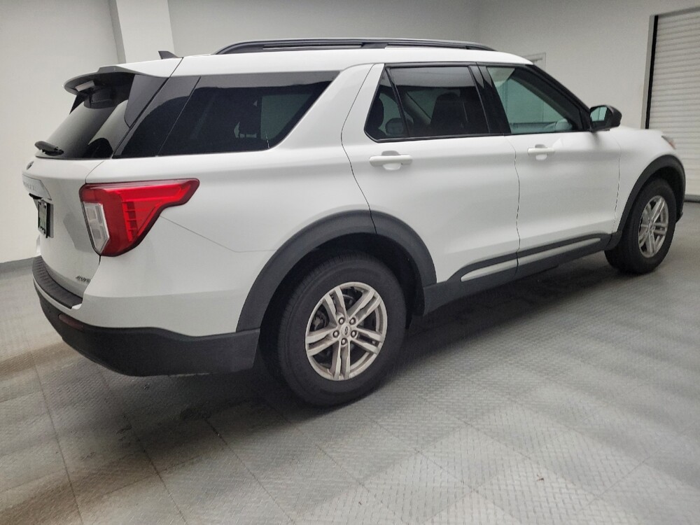 2021 Ford Explorer in Eastpointe, MI 48021 - 18138067 10