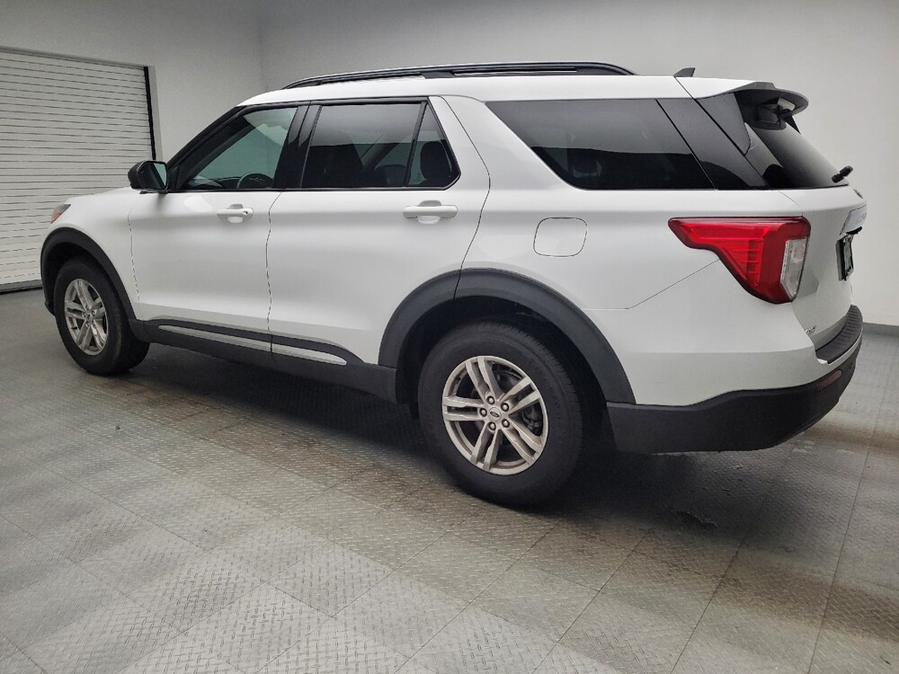 2021 Ford Explorer in Eastpointe, MI 48021 - 18138067 3