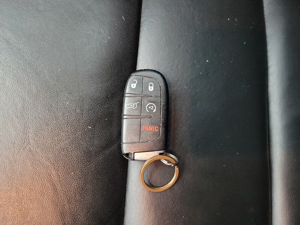 2018 Jeep Grand Cherokee in Grand Rapids, MI 49508 - 18138068 32