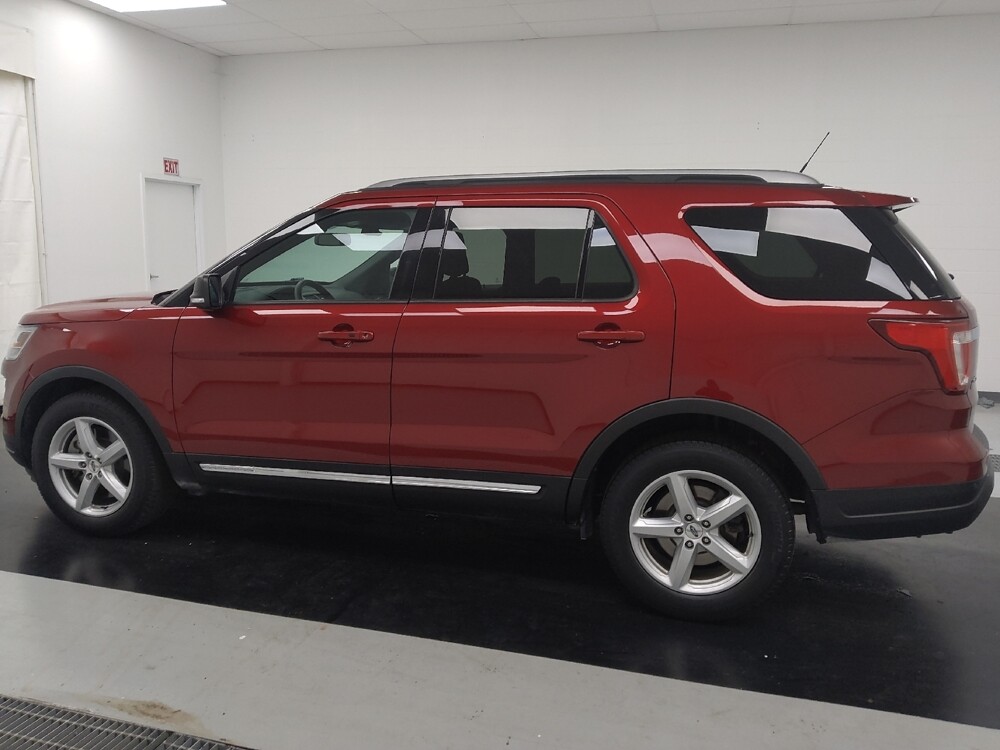 2019 Ford Explorer in St. Louis, MO 63136 - 18138077 3