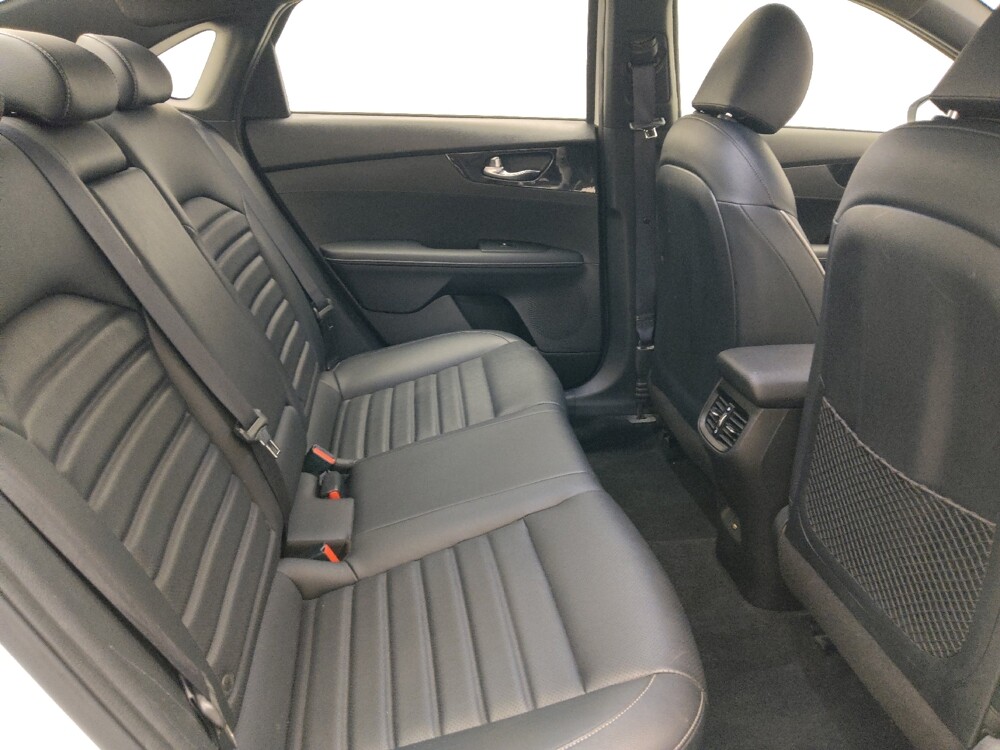 2024 Kia Forte in Jacksonville, FL 32210 - 18138081 19