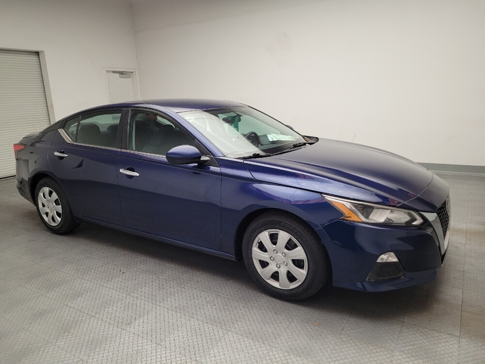2020 Nissan Altima in Downey, CA 90241 - 18138086 11
