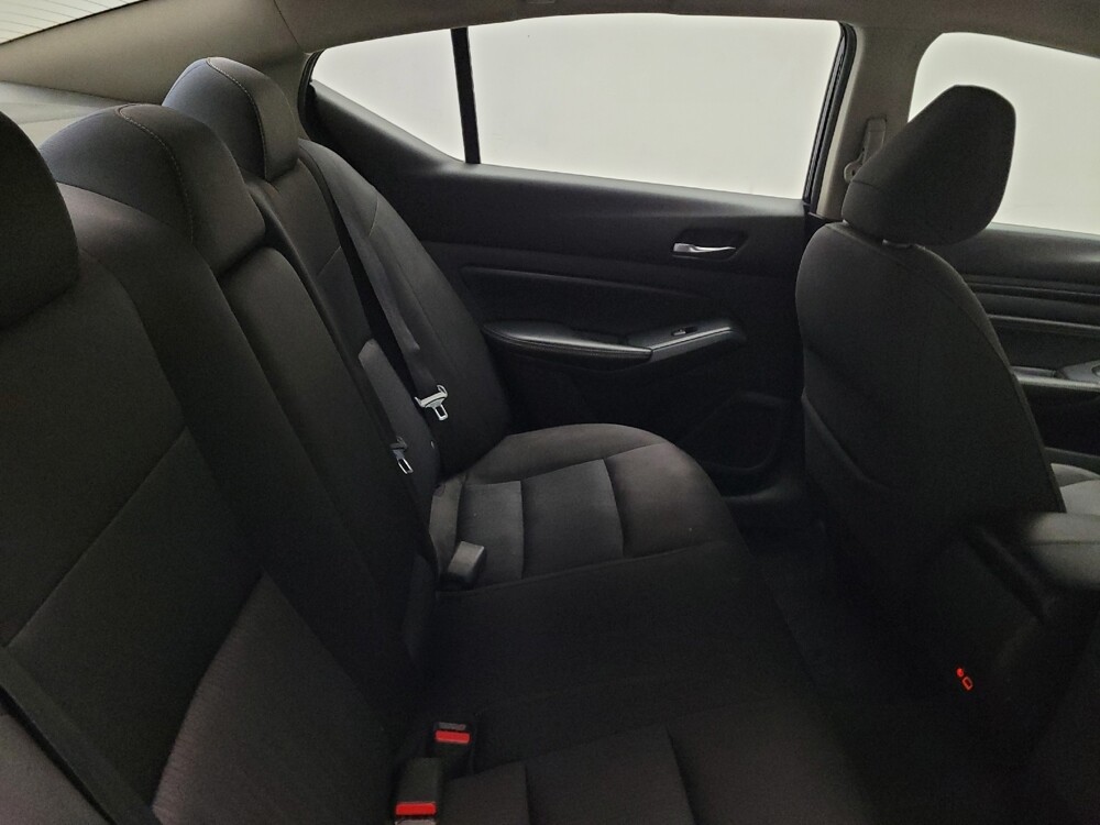 2020 Nissan Altima in Downey, CA 90241 - 18138086 19
