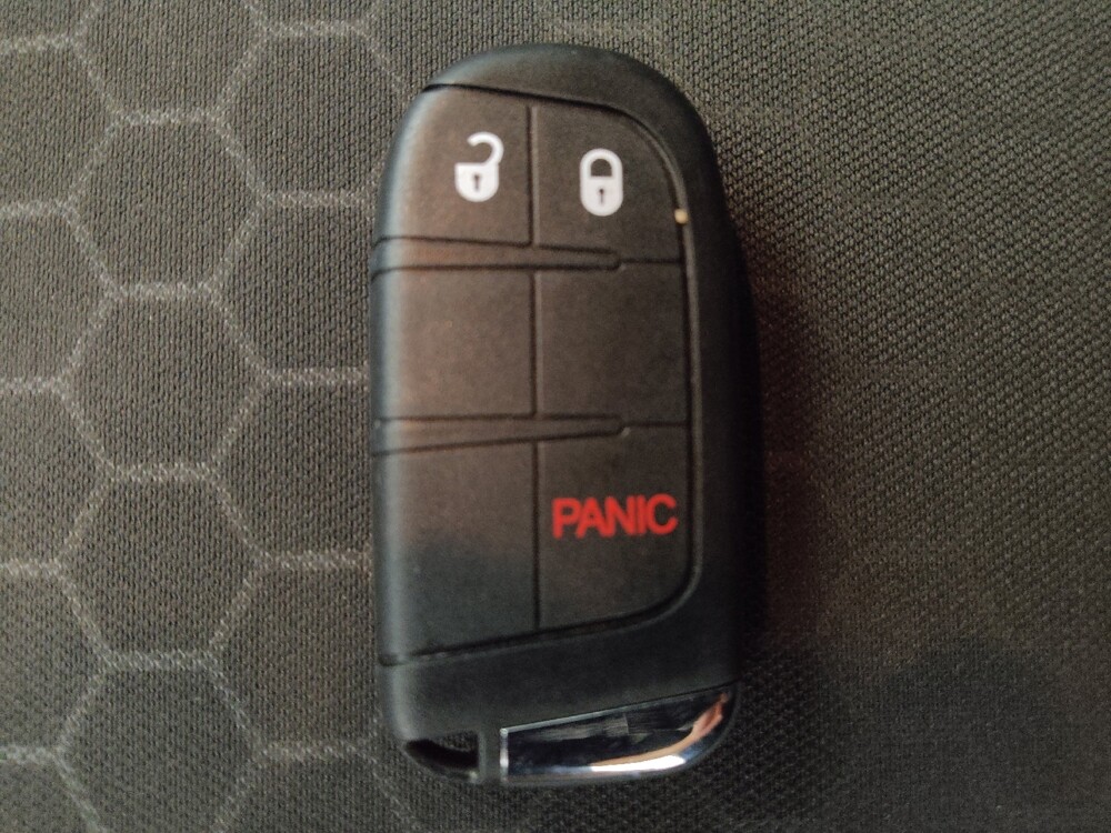 2020 Jeep Compass in Lakewood, CO 80215 - 18138093 32