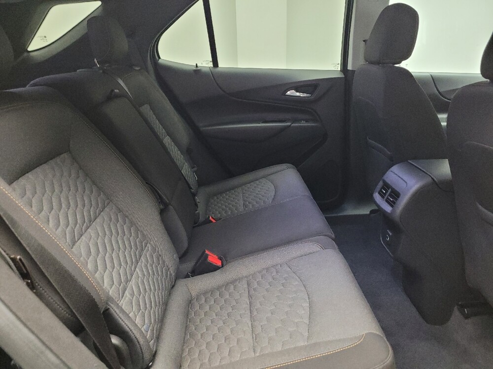 2020 Chevrolet Equinox in Taylor, MI 48180 - 18138097 19