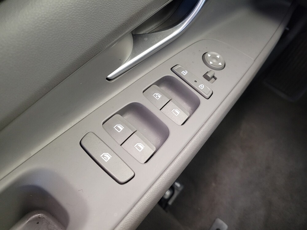 2023 Hyundai Elantra in Miamisburg, OH 45342 - 18138101 27