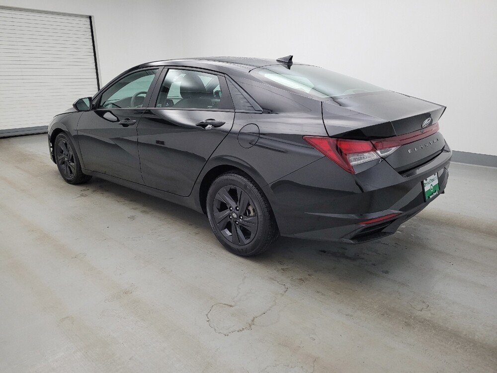 2023 Hyundai Elantra in Miamisburg, OH 45342 - 18138101 3