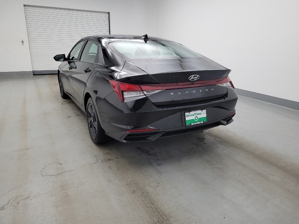 2023 Hyundai Elantra in Miamisburg, OH 45342 - 18138101 6