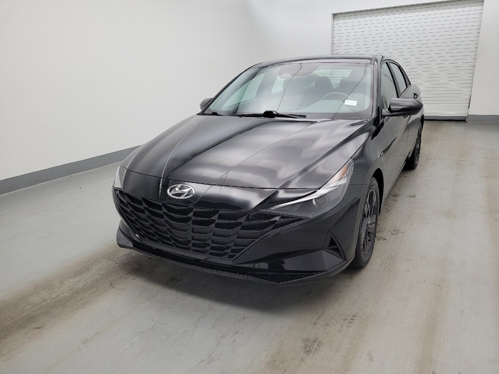 2023 Hyundai Elantra in Miamisburg, OH 45342 - 18138101 15