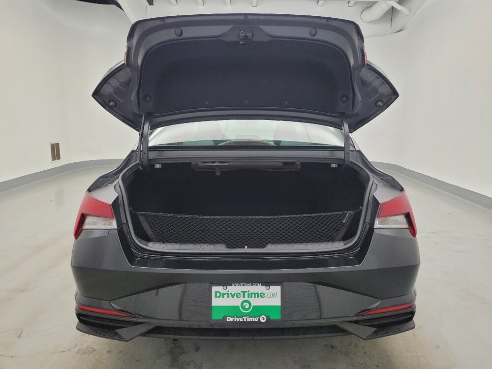 2023 Hyundai Elantra in Miamisburg, OH 45342 - 18138101 29