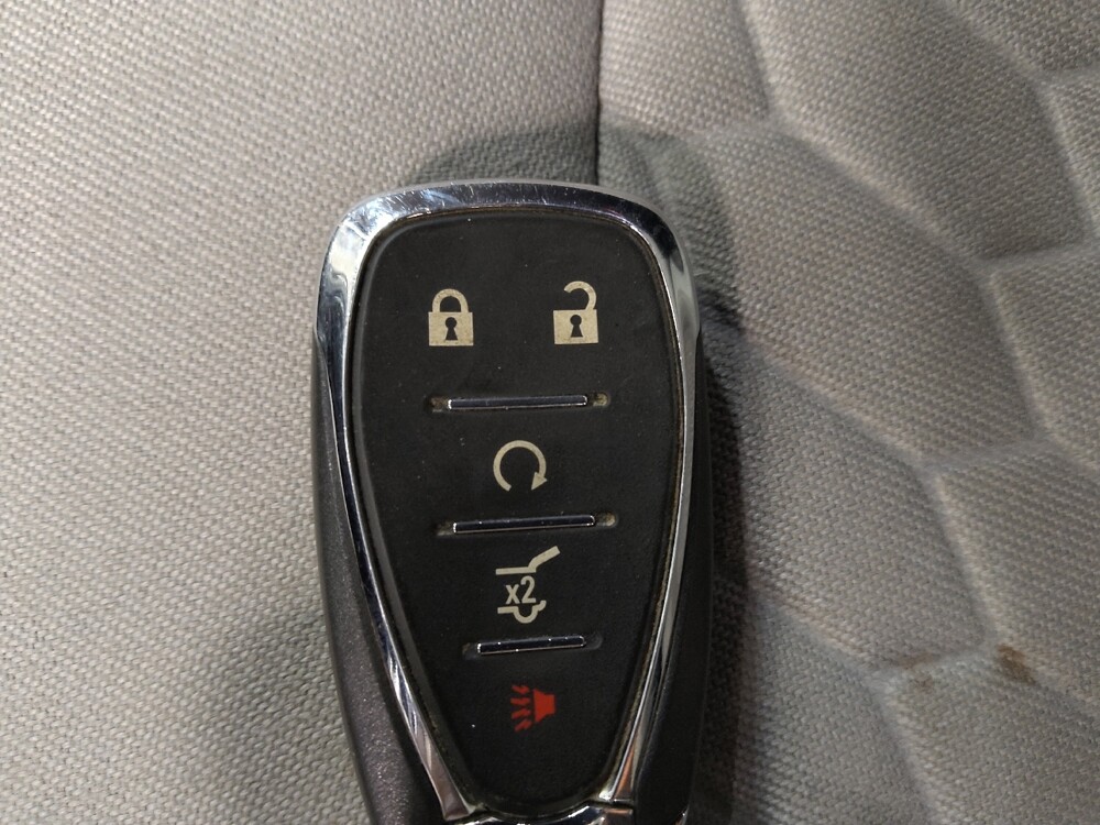 2020 Chevrolet Equinox in Fort Worth, TX 76116 - 18138112 32