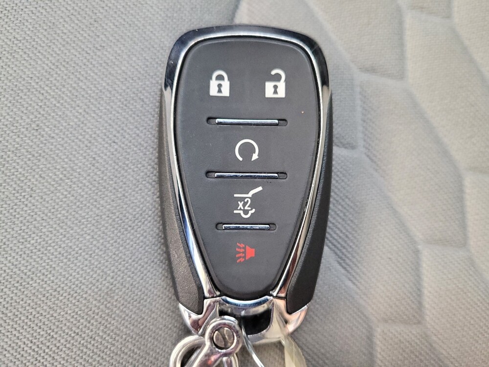 2019 Chevrolet Equinox in Miamisburg, OH 45342 - 18138120 32