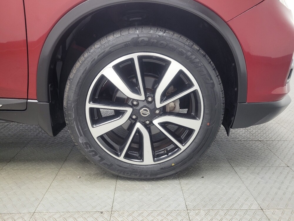 2019 Nissan Rogue in Highland, IN 46322 - 18138122 31