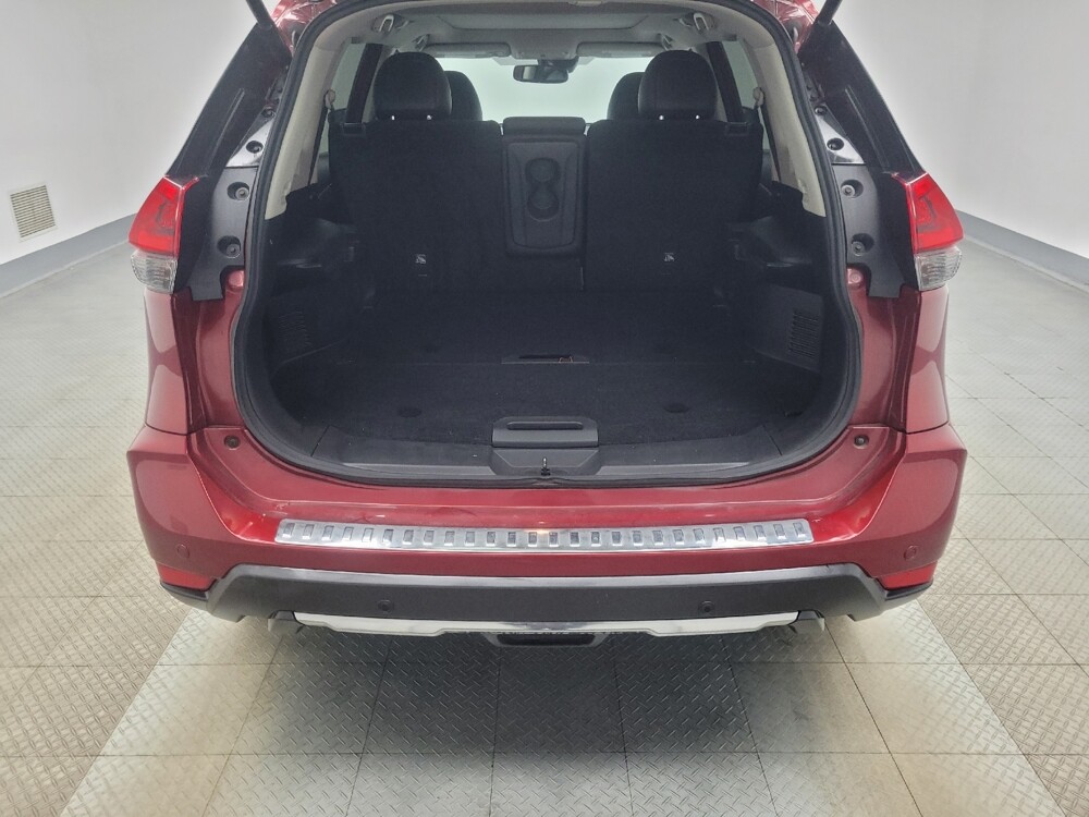 2019 Nissan Rogue in Highland, IN 46322 - 18138122 29