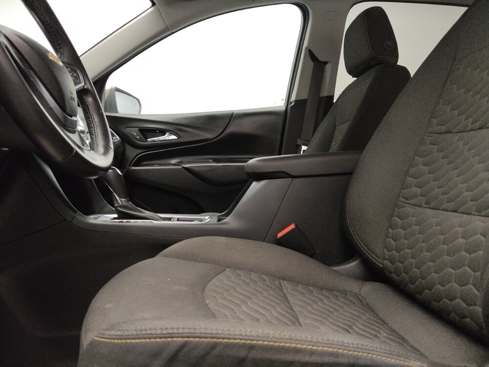 2018 Chevrolet Equinox in Plano, TX 75074 - 18138123 17