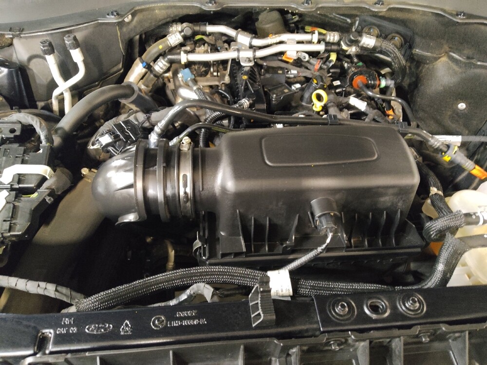 2022 Ford Explorer in Fort Worth, TX 76116 - 18138124 30