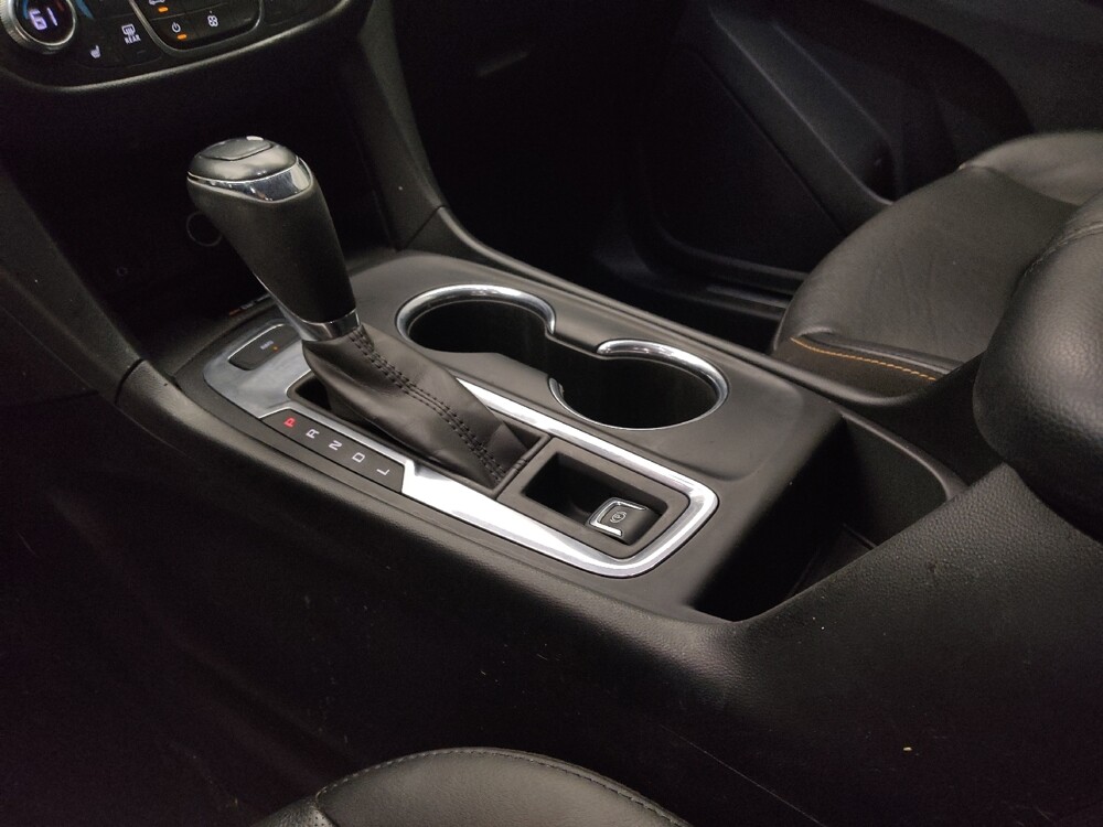 2018 Chevrolet Equinox in Lakewood, CO 80215 - 18138129 26