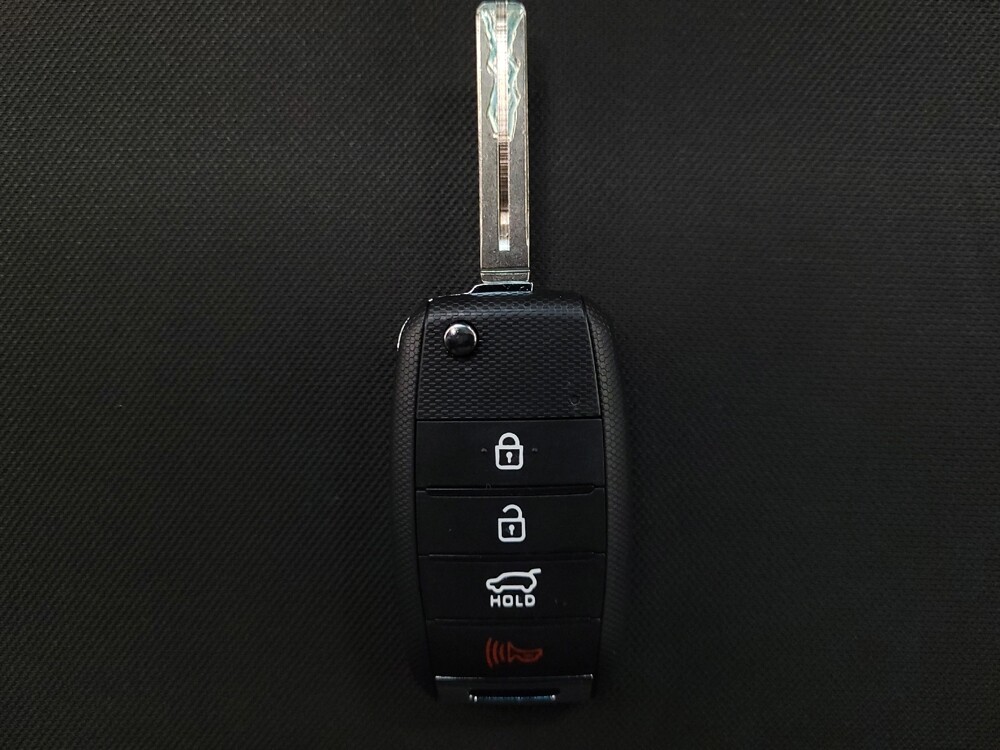 2016 Kia Soul in Las Vegas, NV 89102 - 18138138 32
