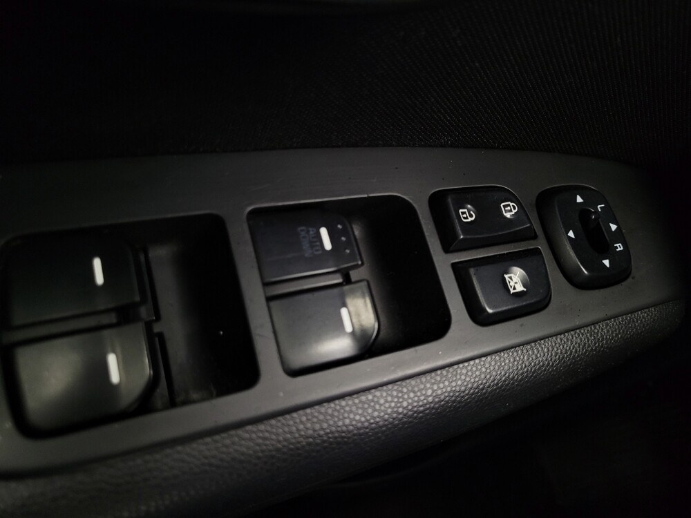 2016 Kia Soul in Las Vegas, NV 89102 - 18138138 27