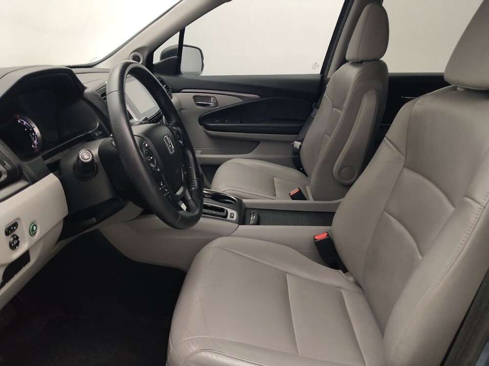 2017 Honda Pilot in West Palm Beach, FL 33409 - 18138153 17