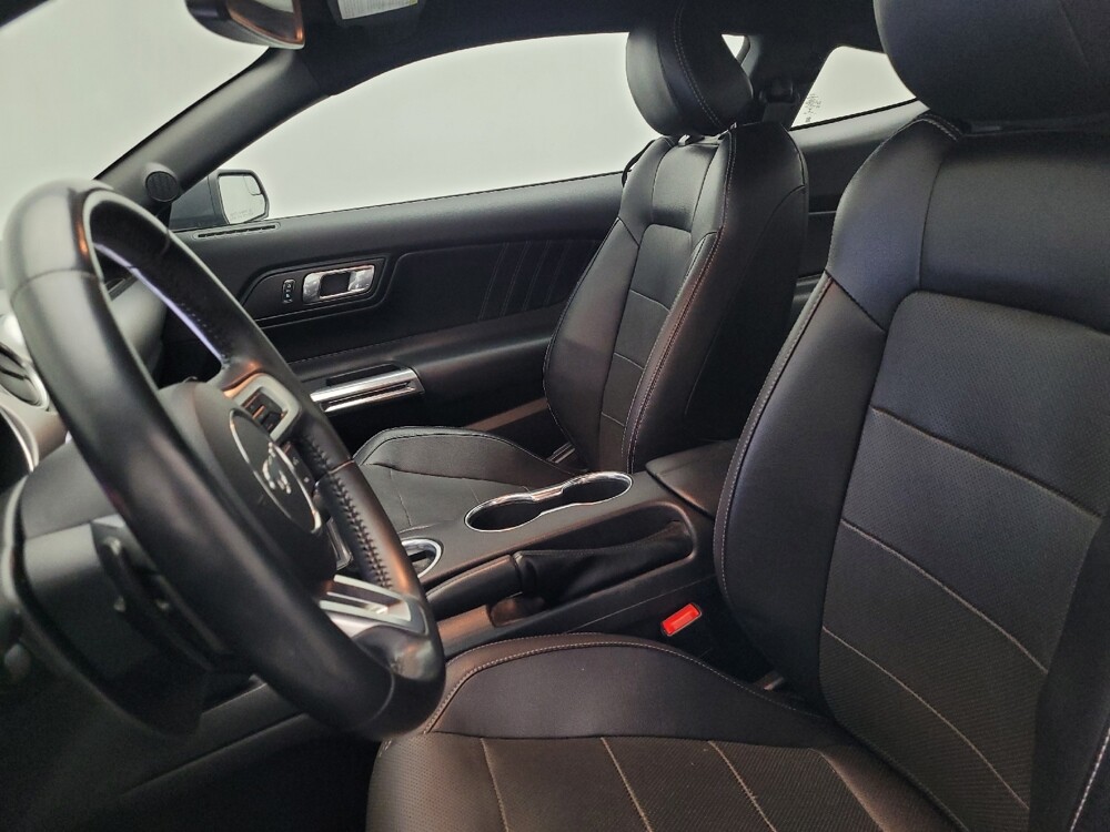 2019 Ford Mustang in Orlando, FL 32808 - 18138158 17