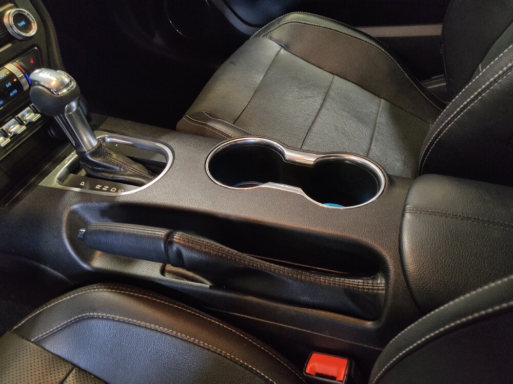 2019 Ford Mustang in Orlando, FL 32808 - 18138158 26