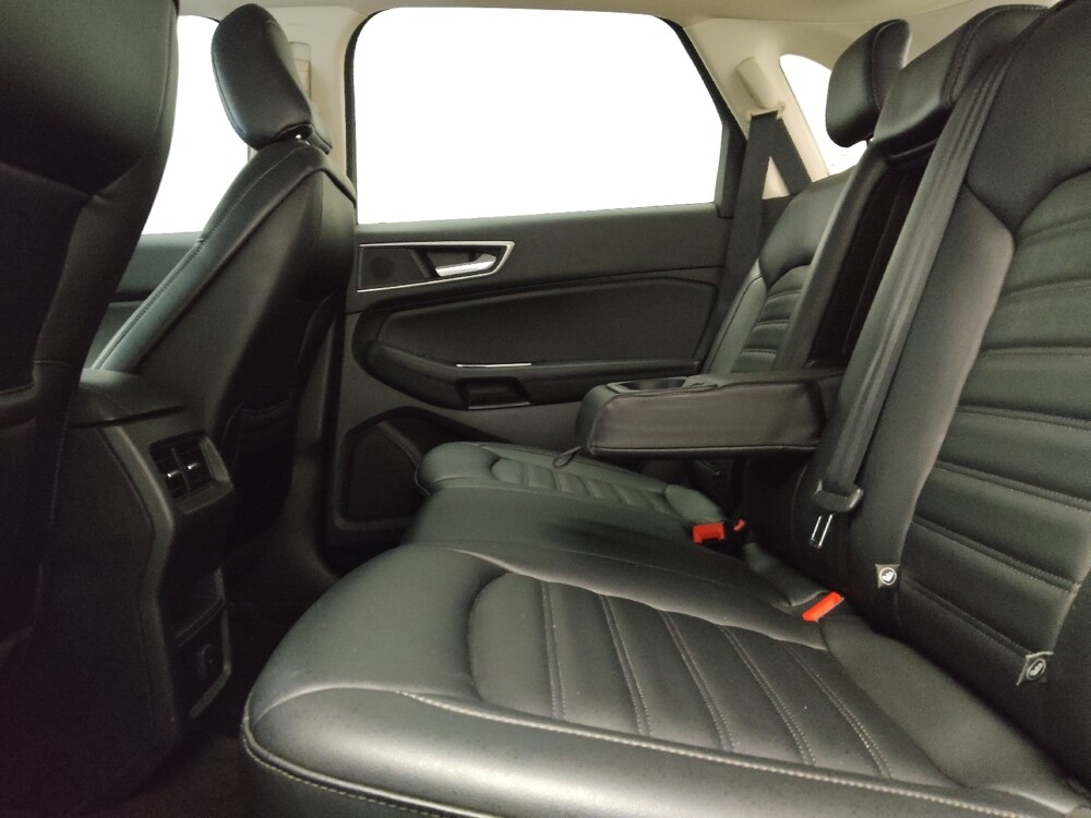 2020 Ford Edge in Oklahoma City, OK 73139 - 18138165 18