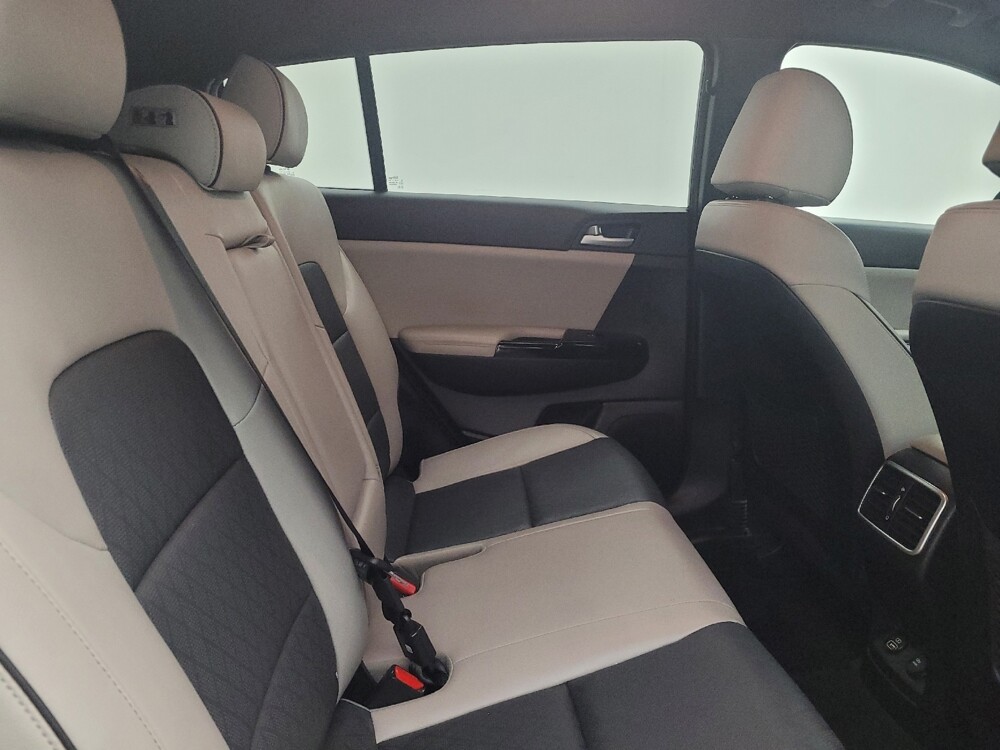 2019 Kia Sportage in Cincinnati, OH 45255 - 18138167 19
