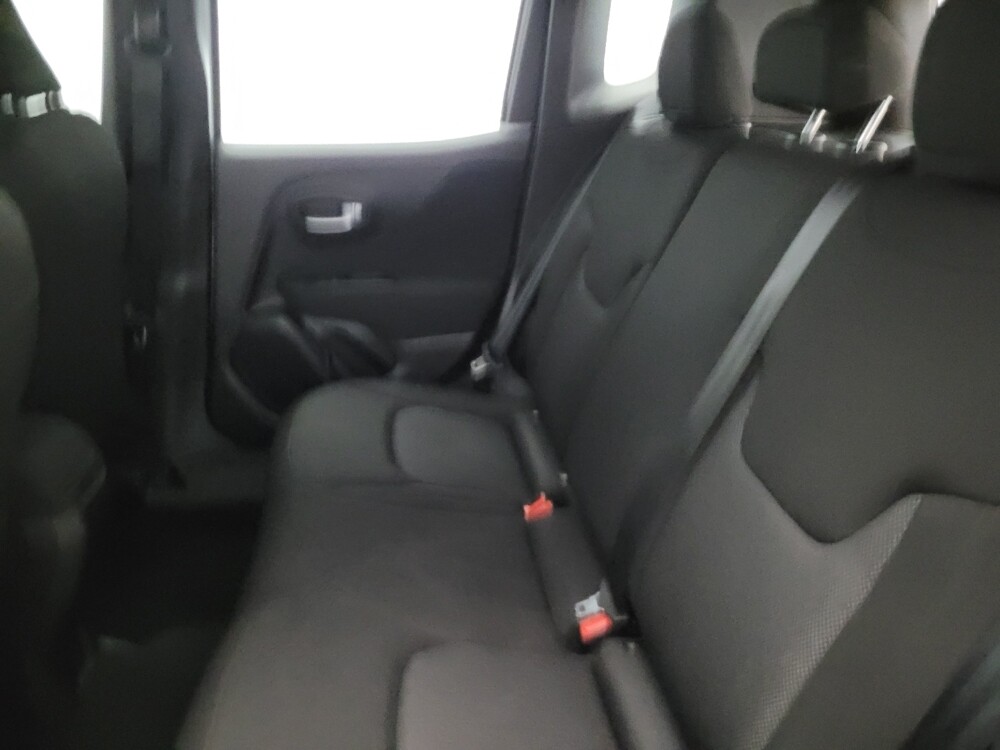 2021 Jeep Renegade in Temple Hills, MD 20746 - 18138171 18