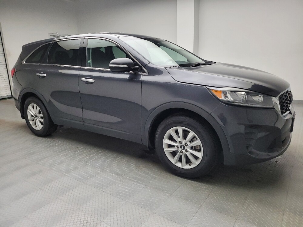 2019 Kia Sorento in Eastpointe, MI 48021 - 18138176 11