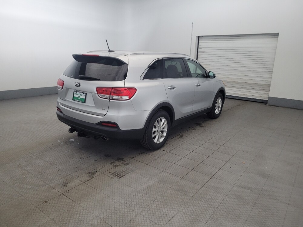 2018 Kia Sorento in Chesapeake, VA 23320 - 18138185 9