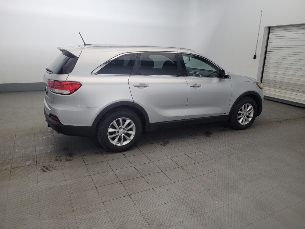 2018 Kia Sorento in Chesapeake, VA 23320 - 18138185 10