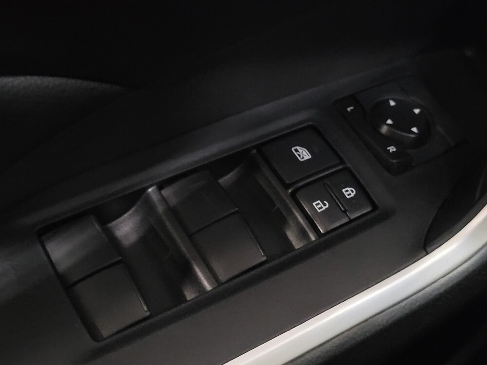 2019 Toyota RAV4 in Henrico, VA 23223 - 18138187 27
