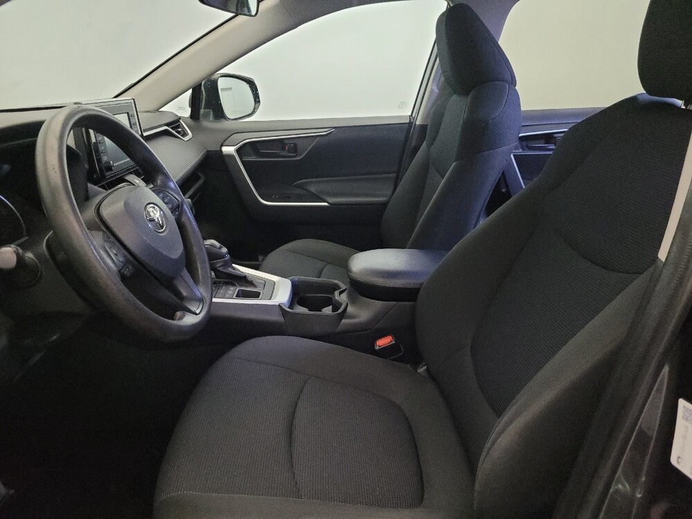 2019 Toyota RAV4 in Henrico, VA 23223 - 18138187 17