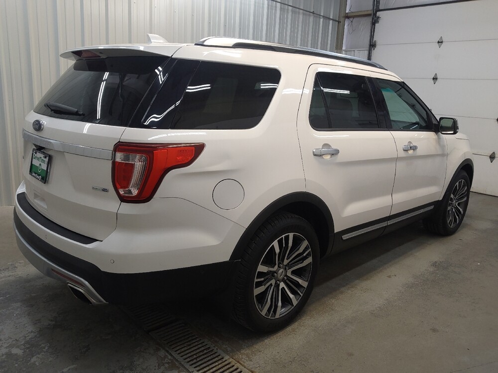 2016 Ford Explorer in Fairfield, OH 45014 - 18138189 10