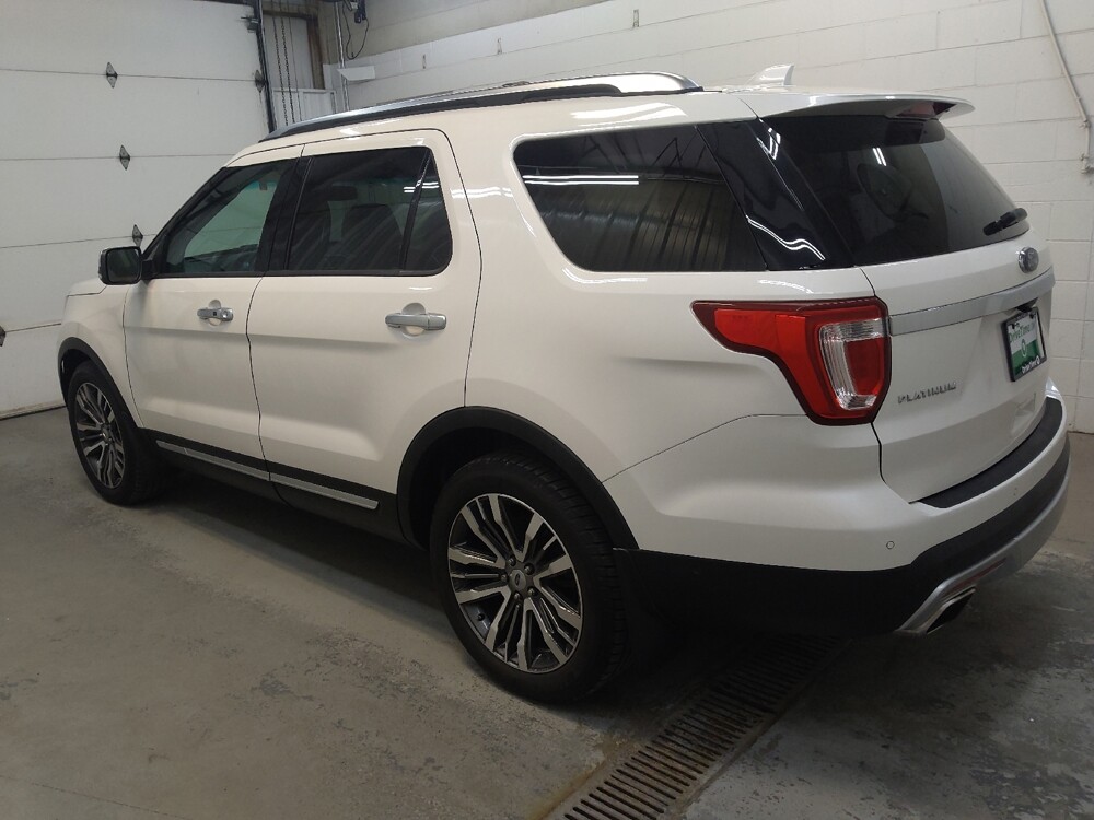 2016 Ford Explorer in Fairfield, OH 45014 - 18138189 3