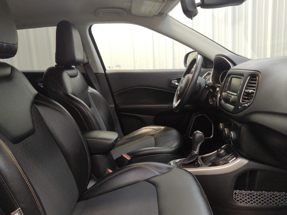 2018 Jeep Compass in Fairfield, OH 45014 - 18138190 21