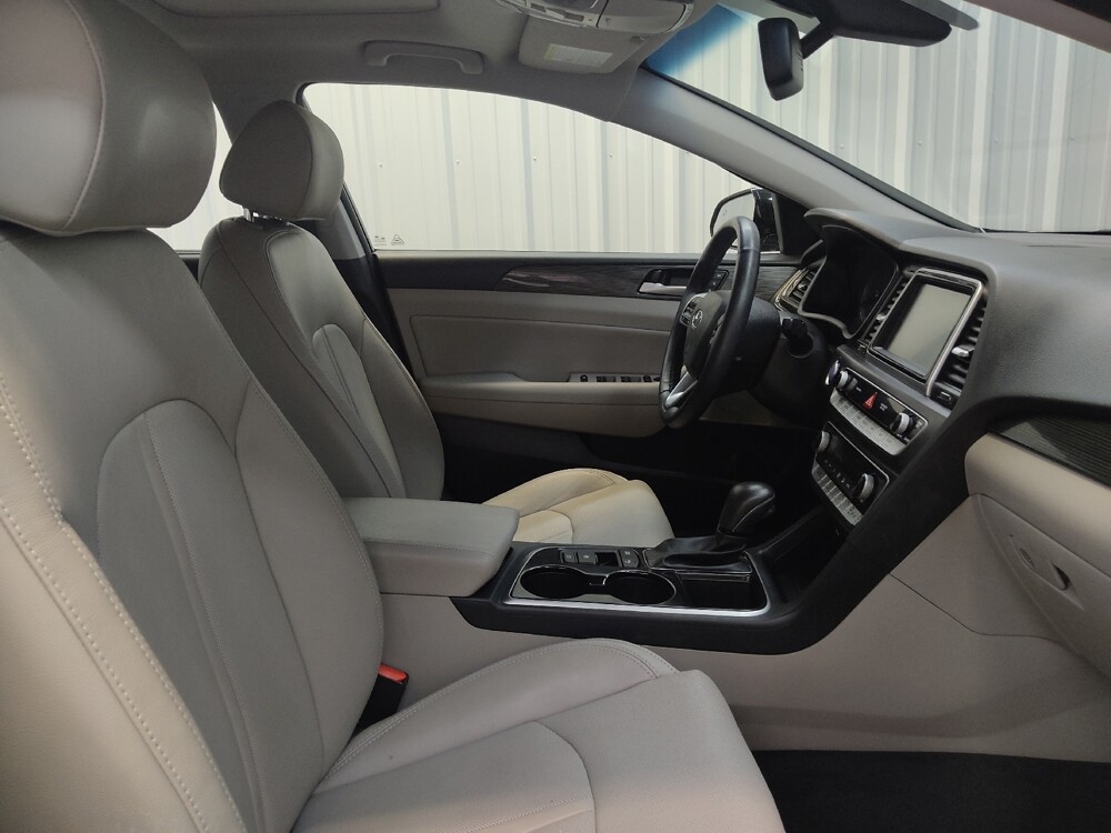 2018 Hyundai Sonata in Fairfield, OH 45014 - 18138191 21