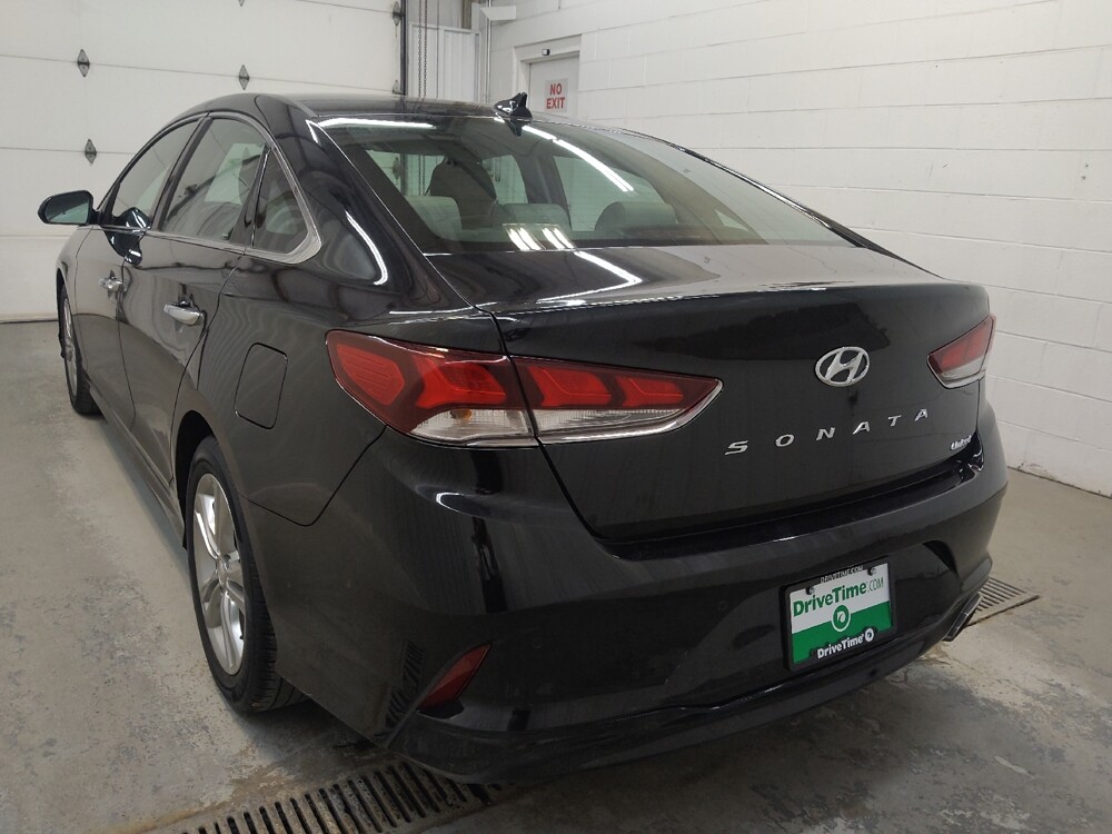2018 Hyundai Sonata in Fairfield, OH 45014 - 18138191 5