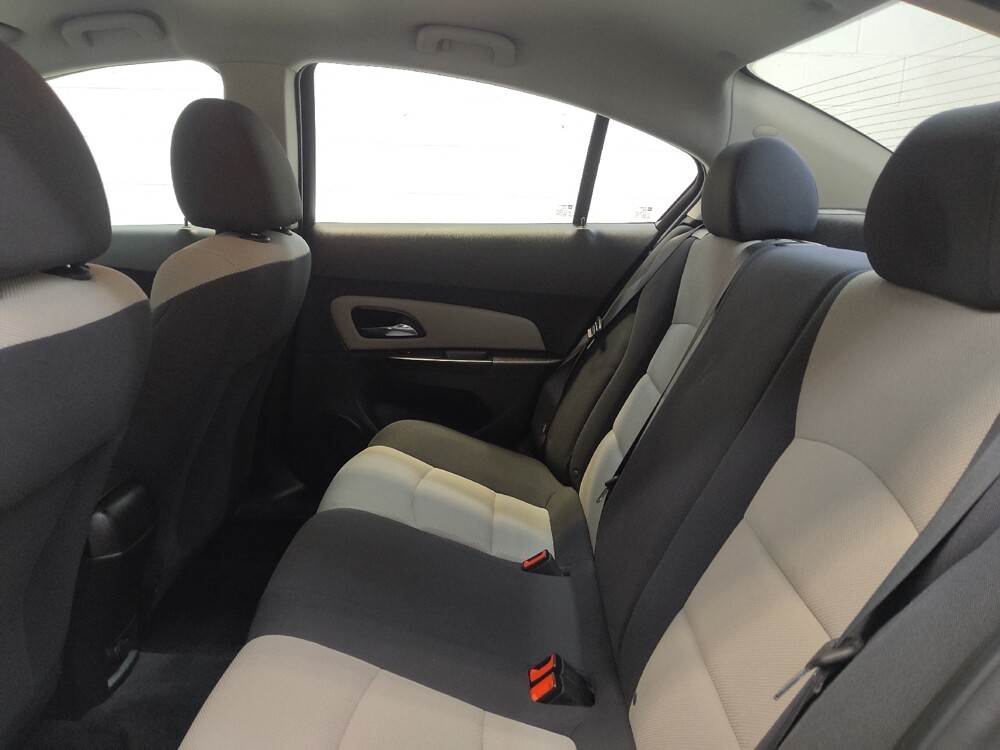 2016 Chevrolet Cruze in Fairfield, OH 45014 - 18138193 18