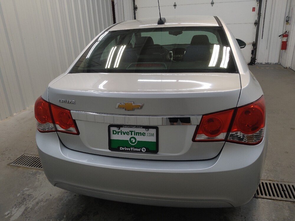 2016 Chevrolet Cruze in Fairfield, OH 45014 - 18138193 7