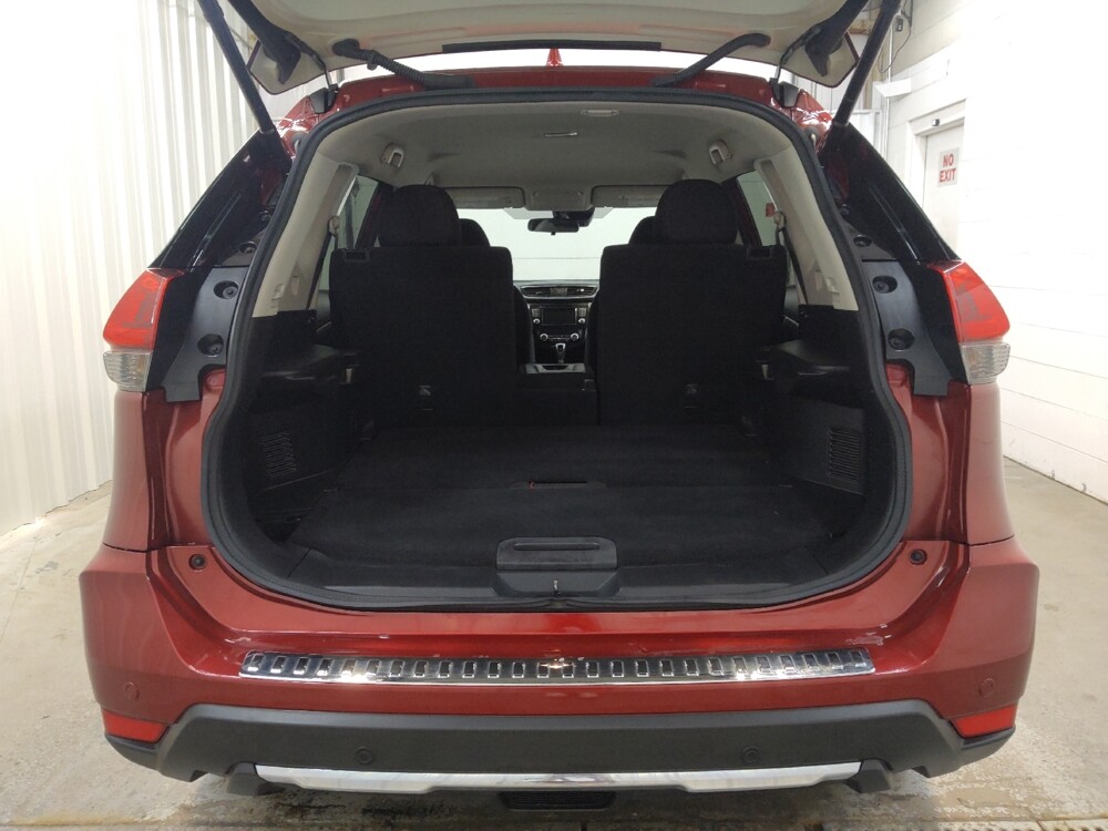 2020 Nissan Rogue in Fairfield, OH 45014 - 18138194 29