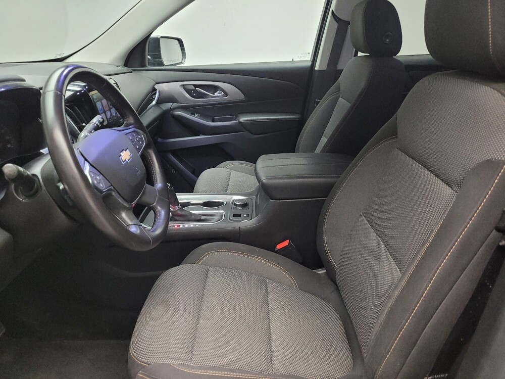 2019 Chevrolet Traverse in Eastpointe, MI 48021 - 18138202 17