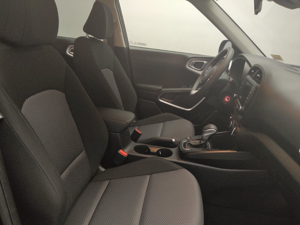 2025 Kia Soul in Arlington, TX 76011 - 18138214 21