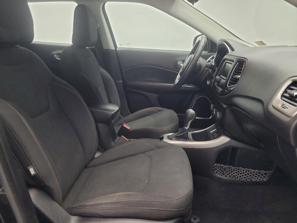 2018 Jeep Compass in Indianapolis, IN 46219 - 18138229 21